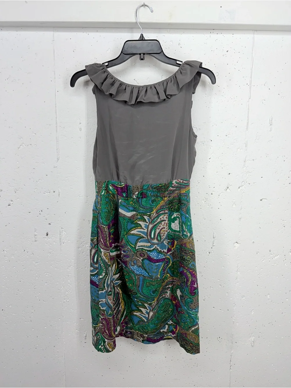 Anthropologie Maeve Size 2 Seaside Fields Sheath Dress gray silk ruffle bodice